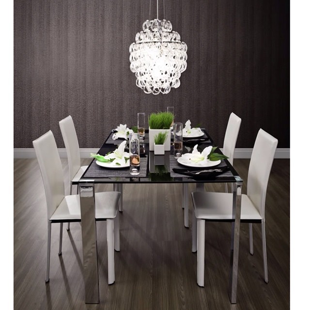 Tip of the Trade: Dining Table