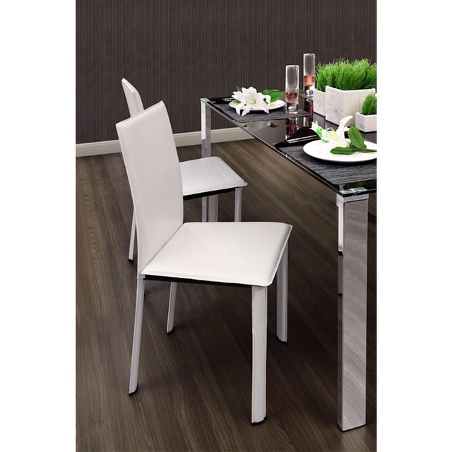 Hostess with the Mostess: Modern Dining Room