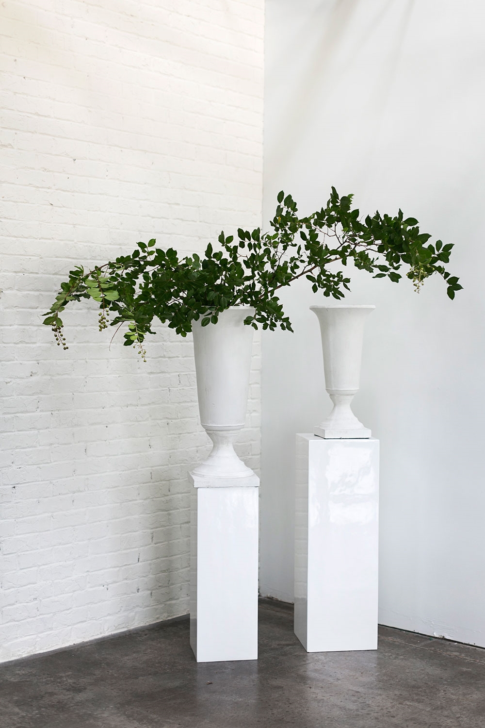 Blanc Column Lifestyle