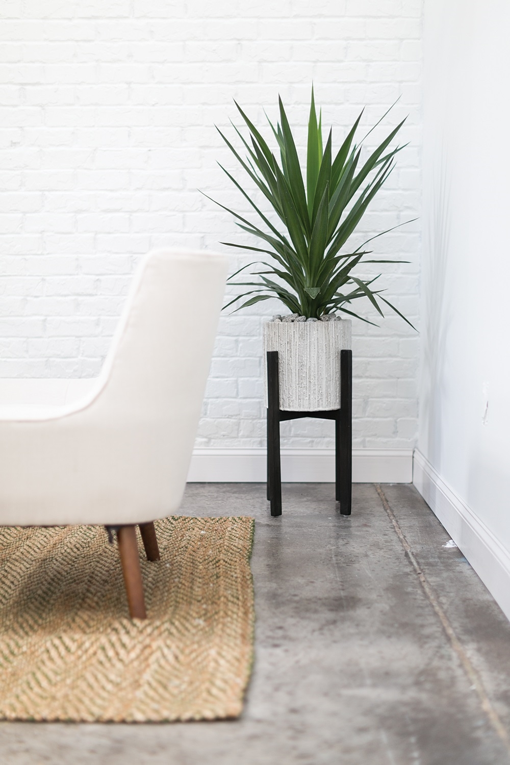 Camden Planter and Stand Collection, Set of Two - Image 6
