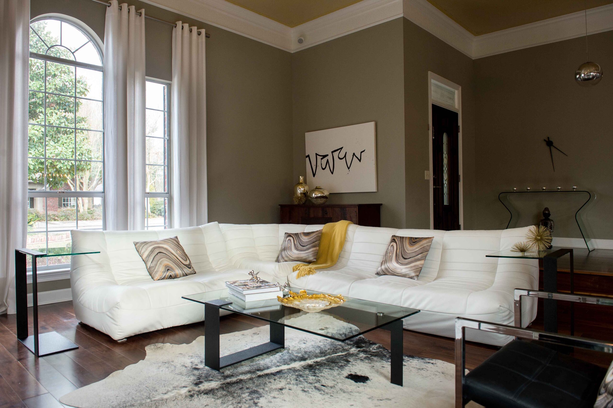 June Fave: Salt & Pepper Black and White Cowhide Rug