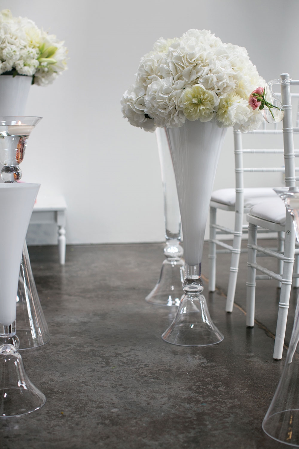 Snow Oversized Vase Collection - Discontinued - Image 4