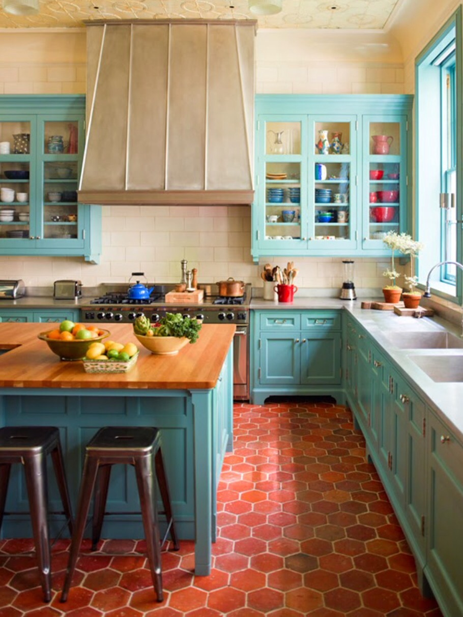 Turquoise Townhouse: Streamline Seating